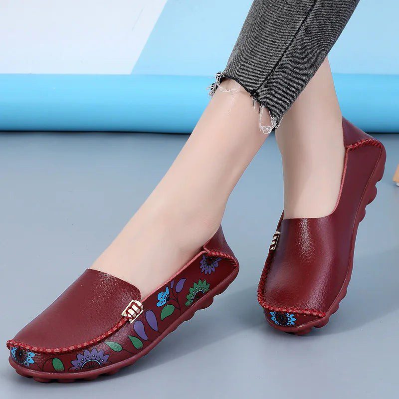 2023-New-Moccasins-Women-Flats-Spring-Female-Leather-Loafers-Slip-on-Ballerina-Women-Casual-Shoes-Zapatos_7800fef4-8ae2-4fc5-832d-a0a725544c9c Chaussures orthopédiques modernes à la mode Adrienne – Image 1